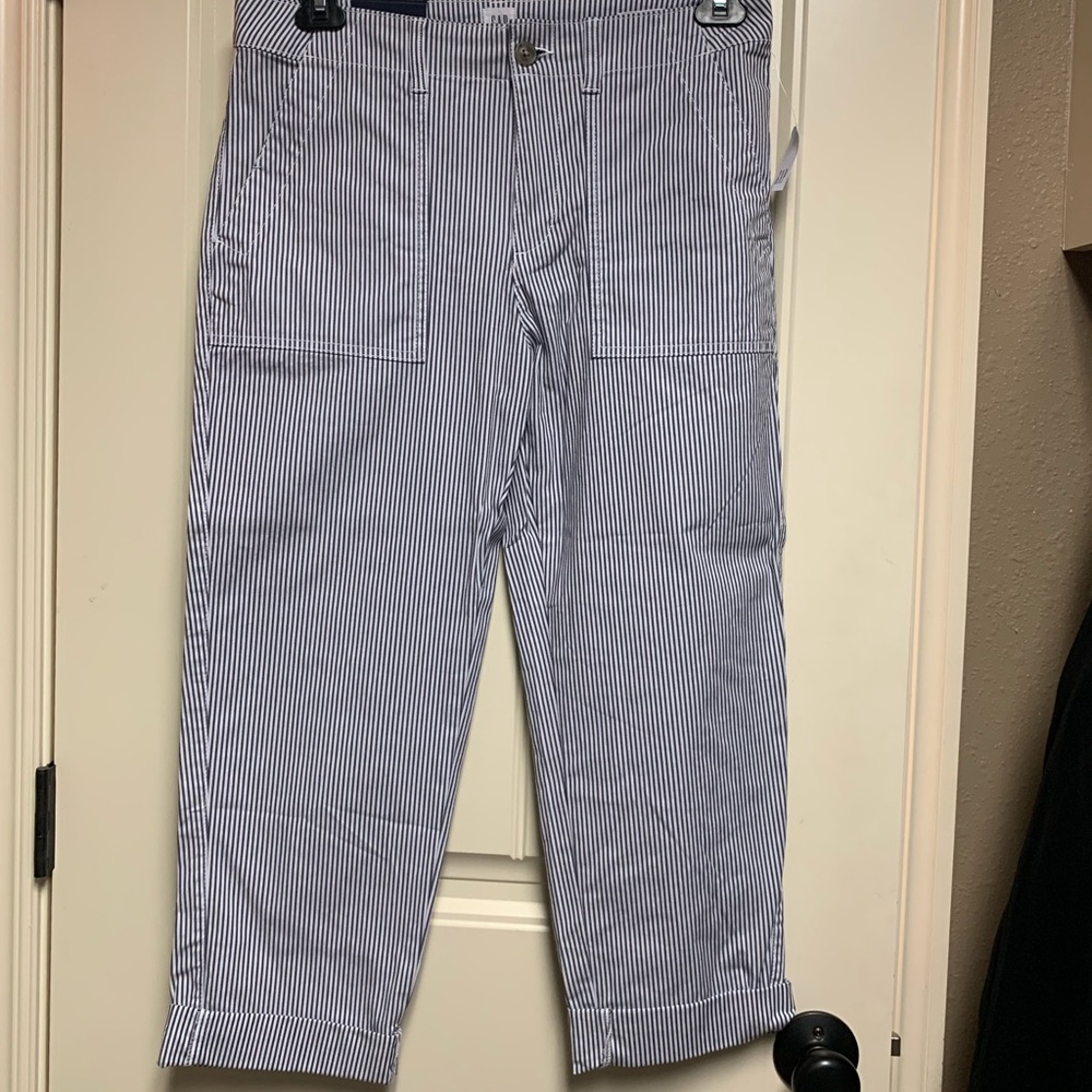 Gap Girlfriend Khaki pants